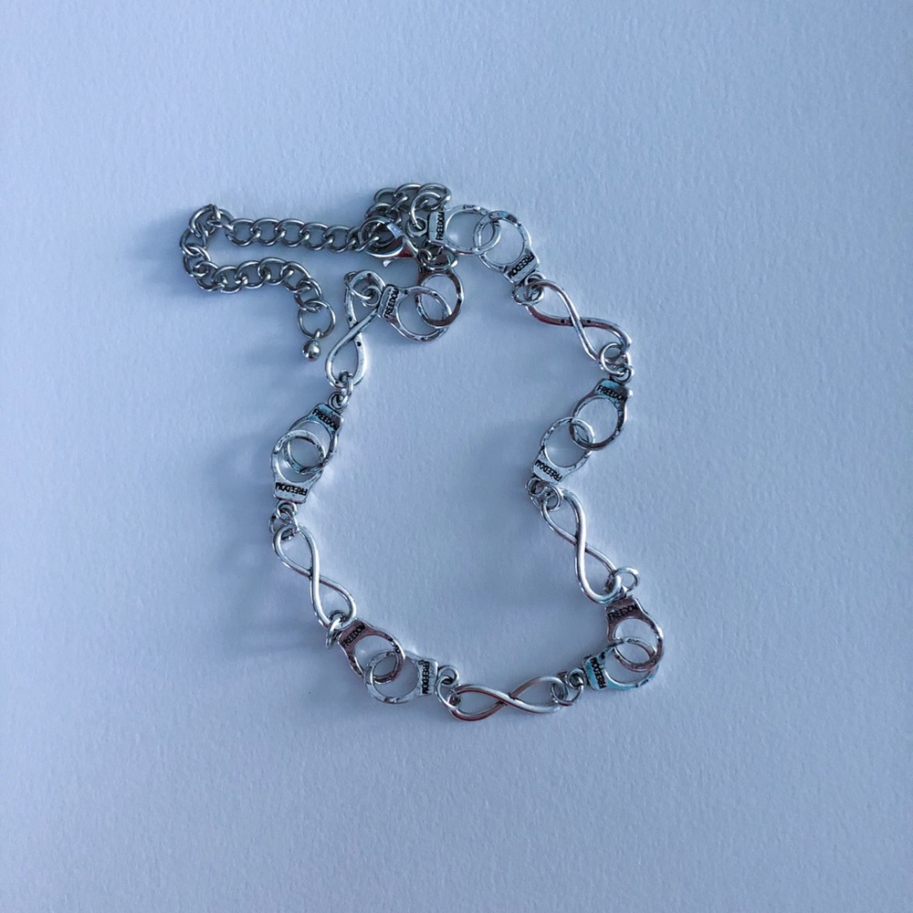 Silver Handcuff Choker
